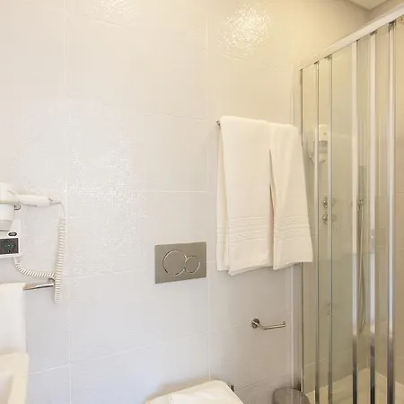 Be Lisbon Residence & Hostel Estefania Lisbon