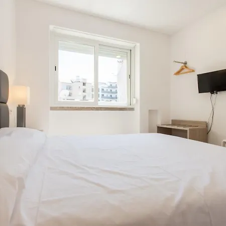 Hostel Be Lisbon Residence & Hostel Estefania *